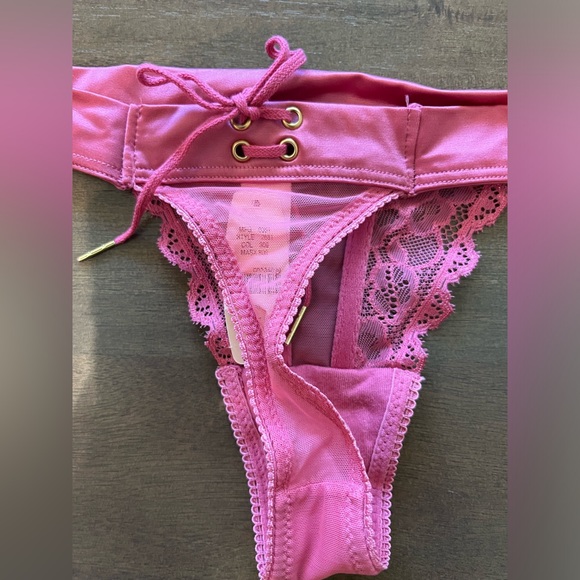RARE NWT Victoria’s Secret 3 piece lingerie set - Picture 11 of 16